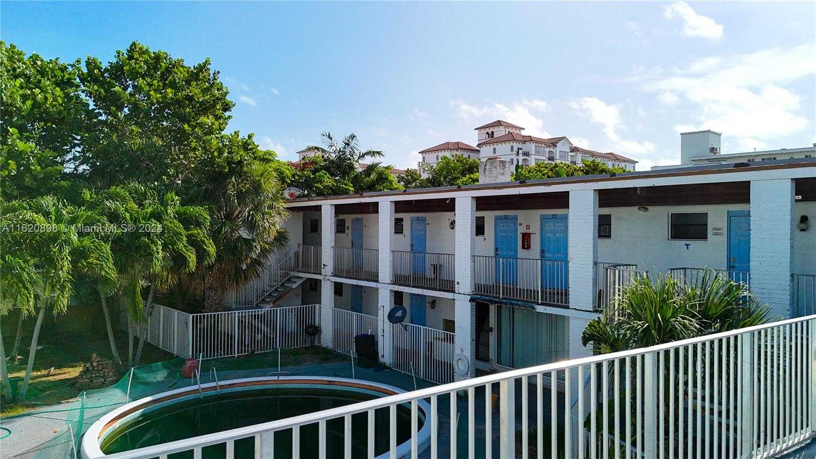 Small Image of 115 INLET WAY #11, Palm Beach Shores Number 35