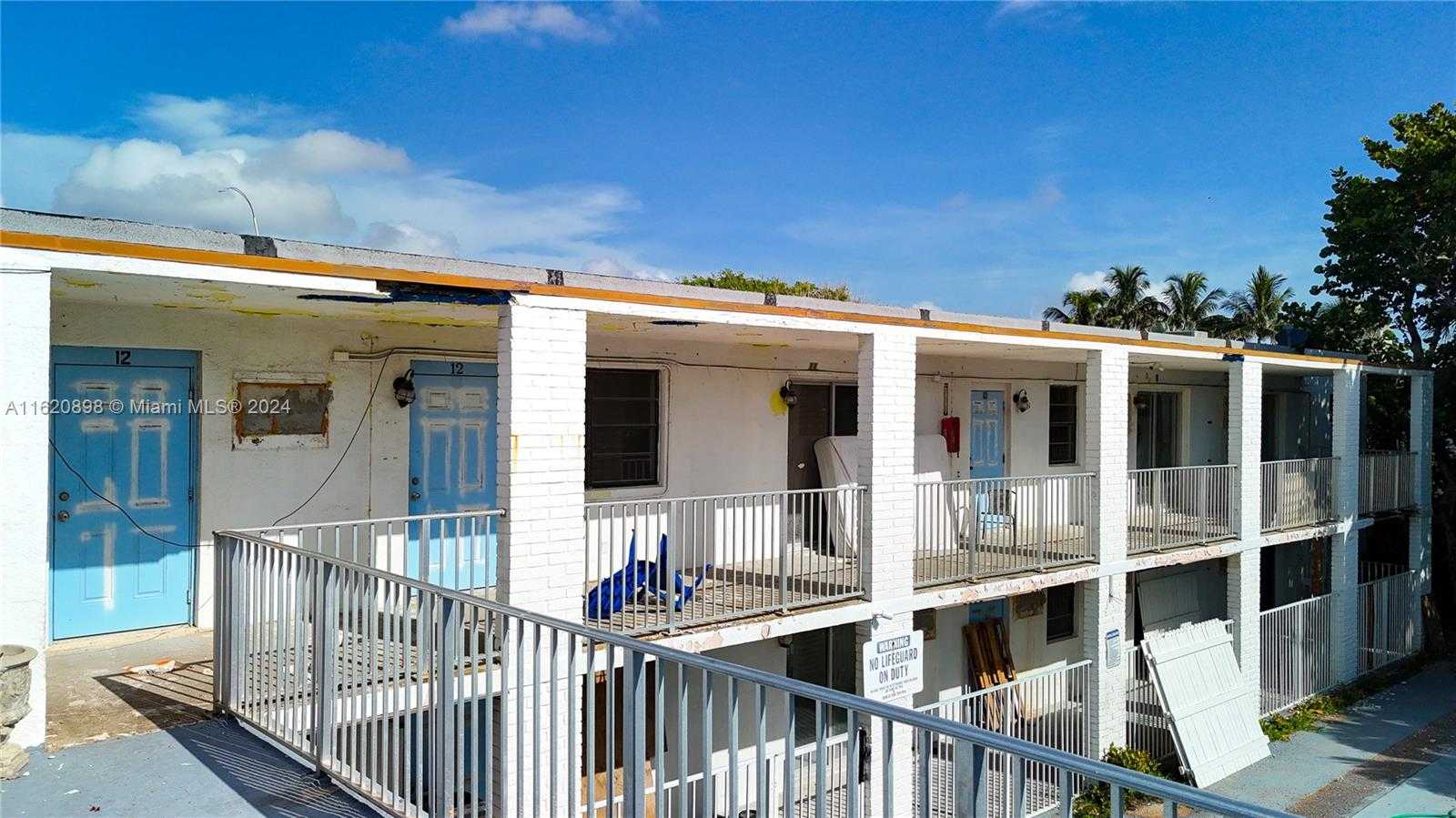 Small Image of 115 INLET WAY #11, Palm Beach Shores Number 37