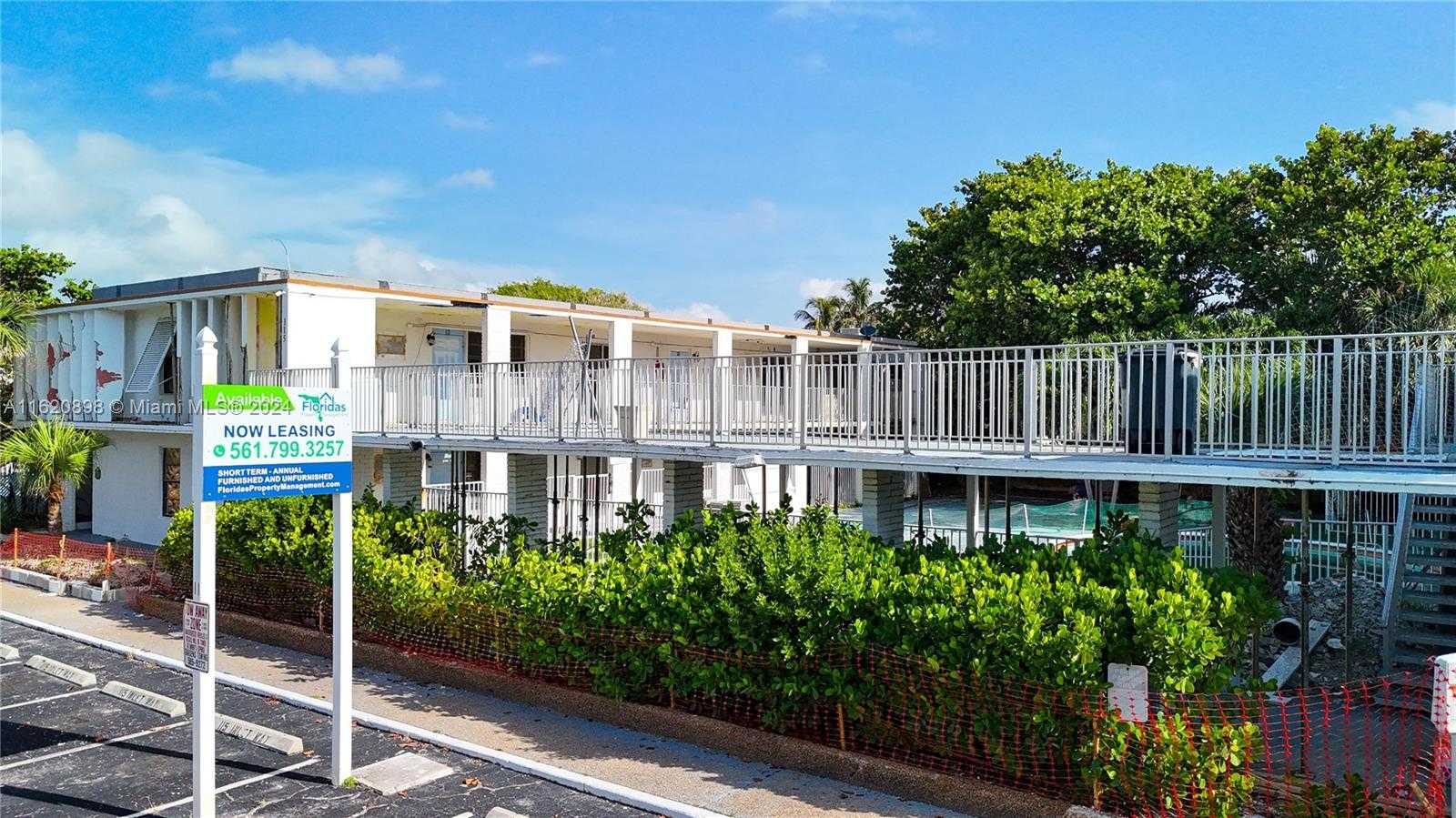 Small Image of 115 INLET WAY #11, Palm Beach Shores Number 41