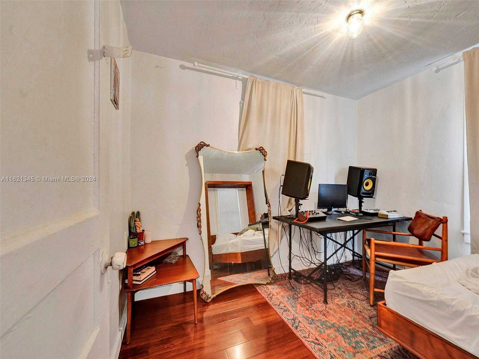 Small Image of 9210 NORTH WEST 4TH AVE, Miami Number 31