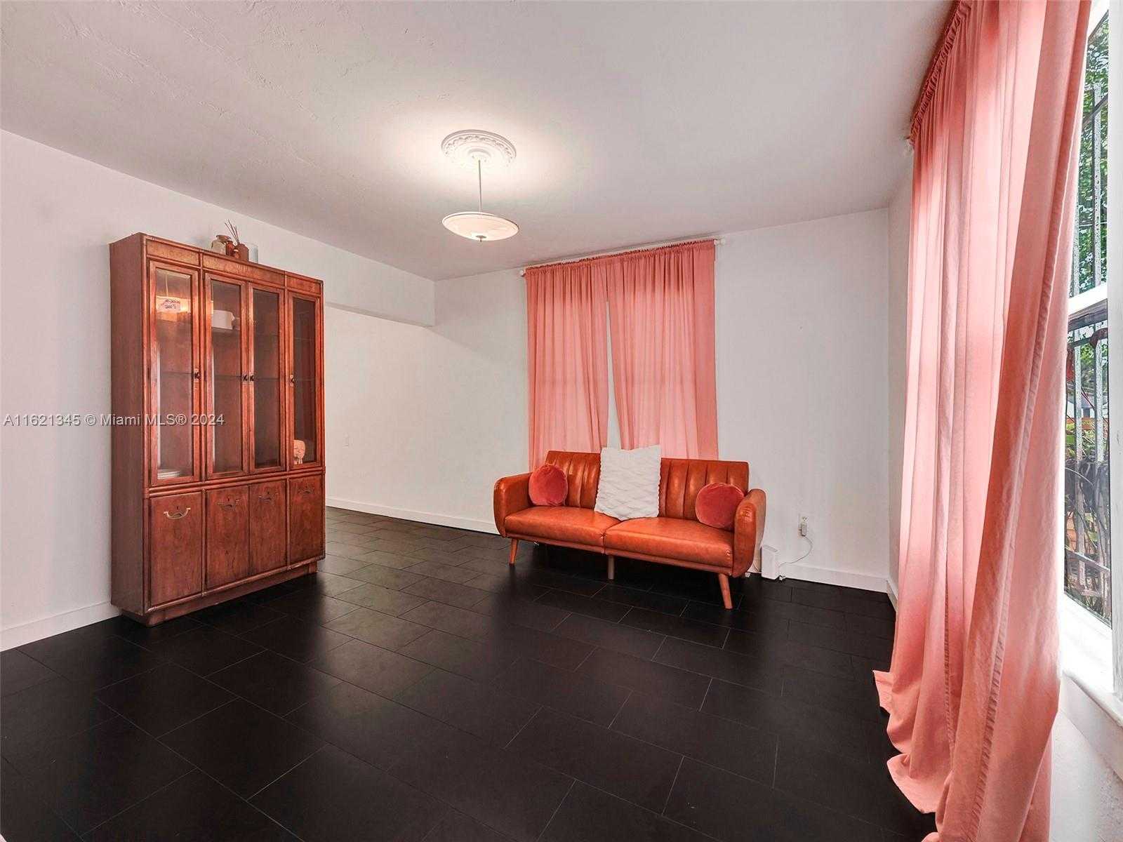 Small Image of 9210 NORTH WEST 4TH AVE, Miami Number 36