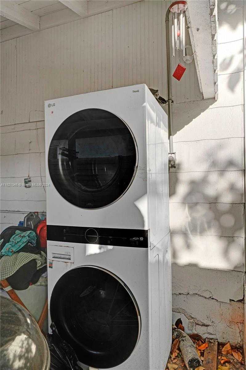 Small Image of 9210 NORTH WEST 4TH AVE, Miami Number 50