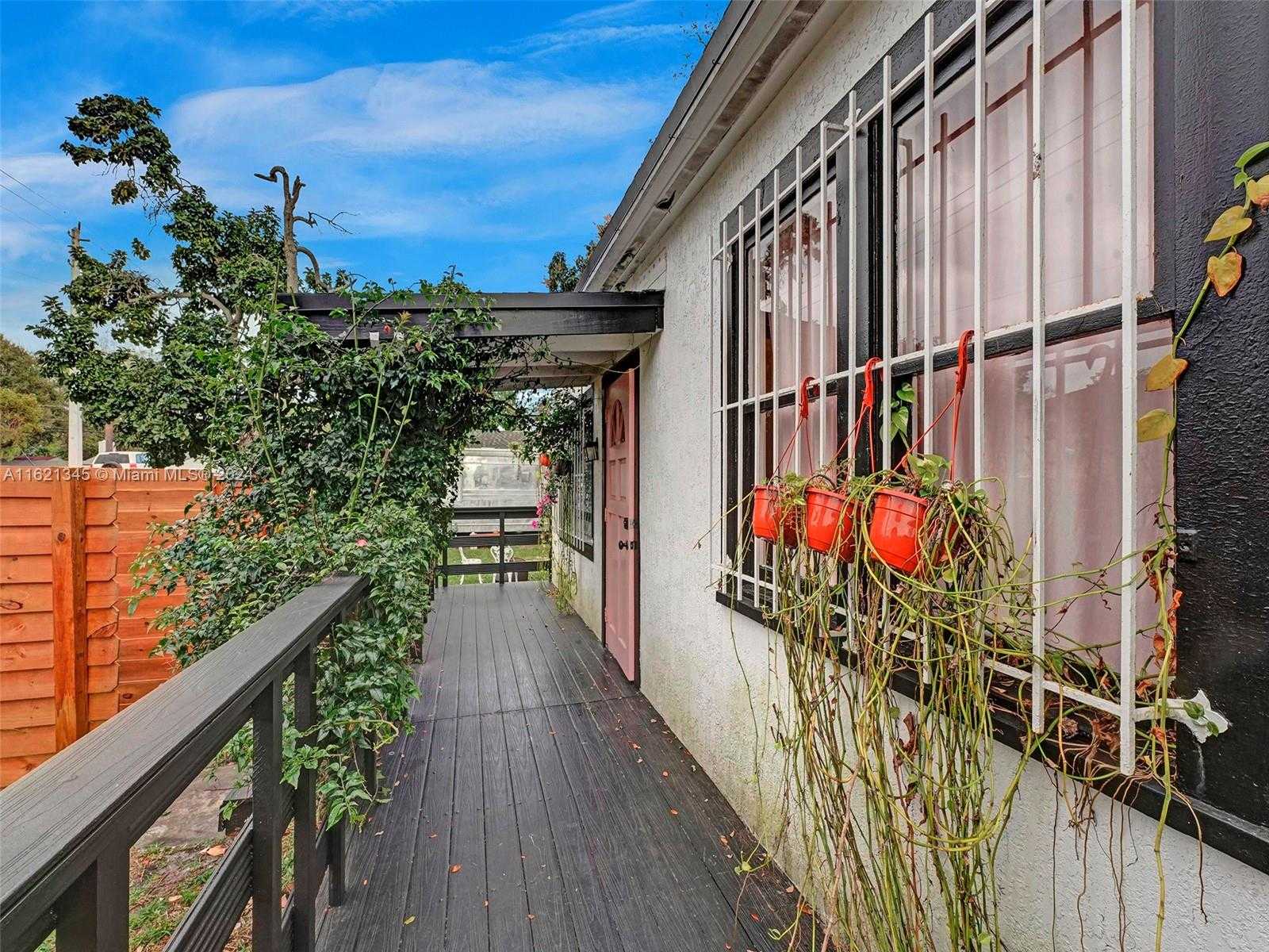 Small Image of 9210 NORTH WEST 4TH AVE, Miami Number 57