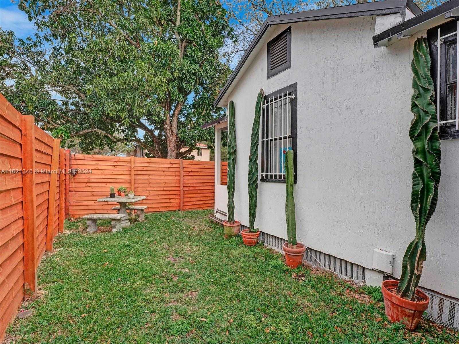 Small Image of 9210 NORTH WEST 4TH AVE, Miami Number 59
