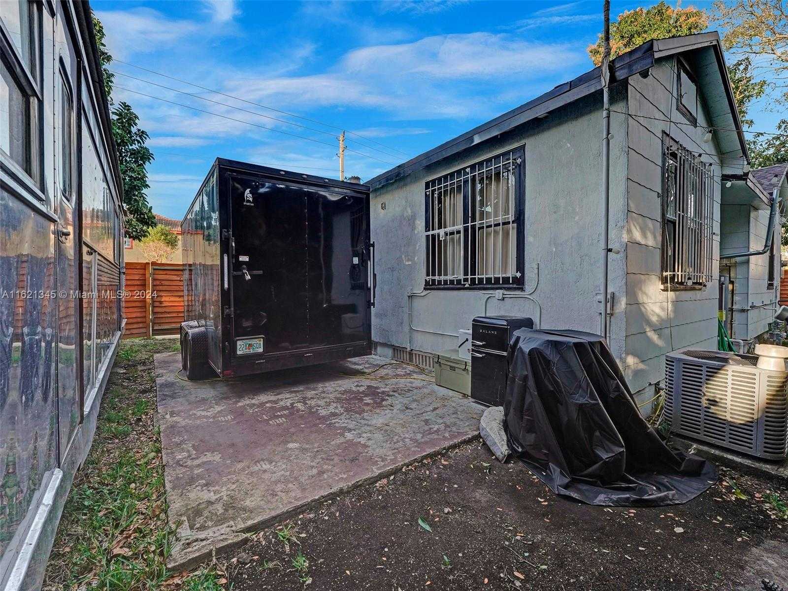 Small Image of 9210 NORTH WEST 4TH AVE, Miami Number 64