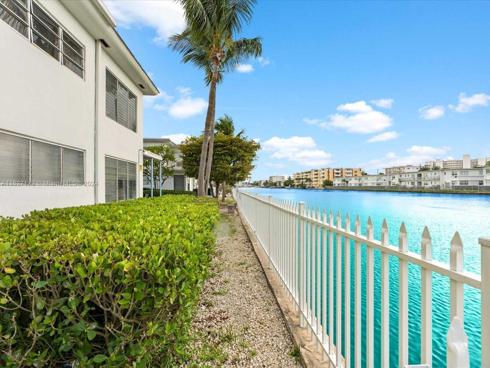Small Image of 7805 CRESPI BLVD #12, Miami Beach Number 12