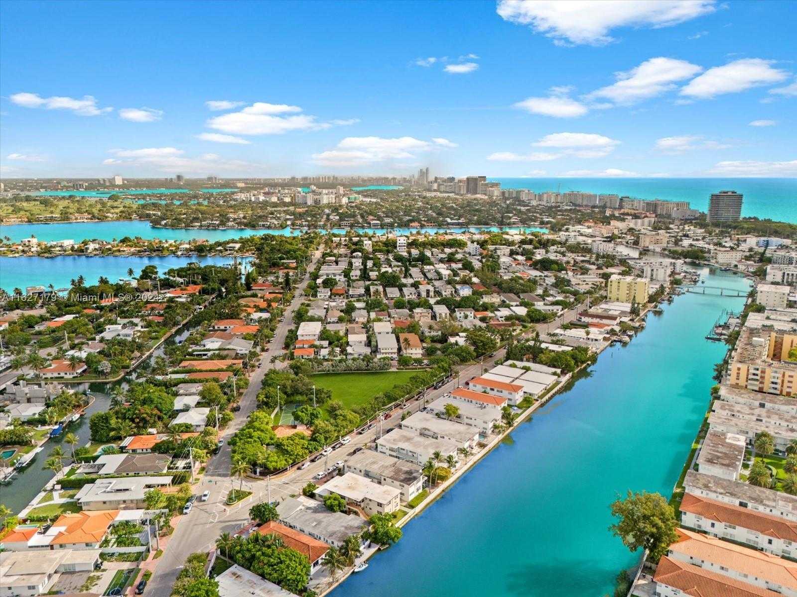 Small Image of 7805 CRESPI BLVD #12, Miami Beach Number 5