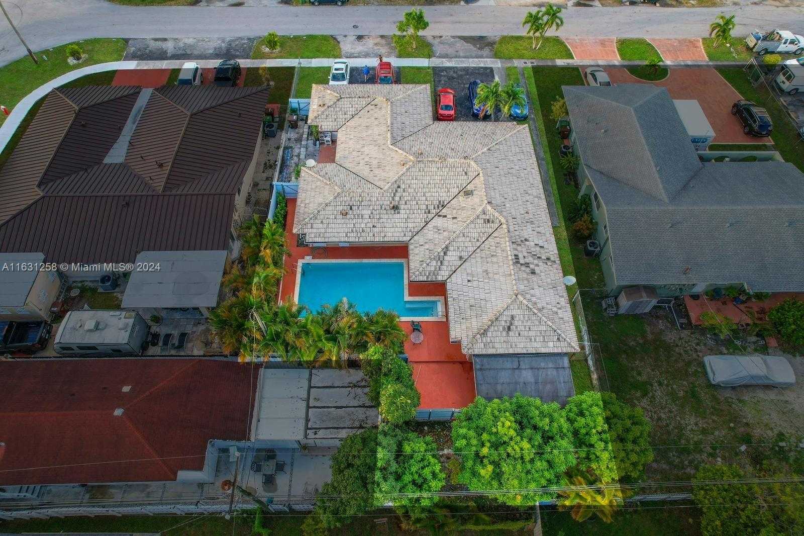 Small Image of 324 EAST 34TH ST #2, Hialeah Number 2