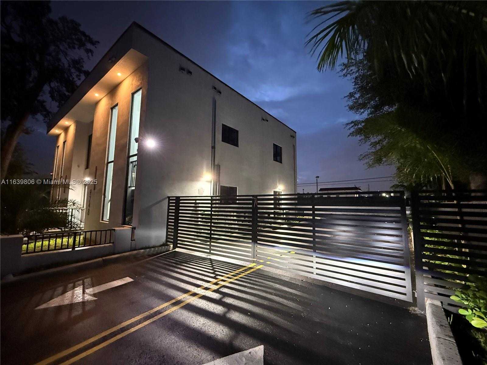 Small Image of 9748 NORTH WEST 26TH AVE #8, Miami Number 3