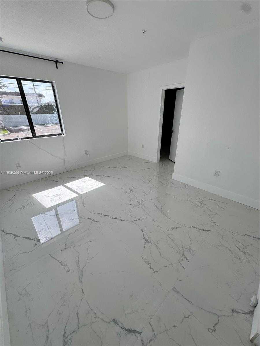 Small Image of 9748 NORTH WEST 26TH AVE #8, Miami Number 31