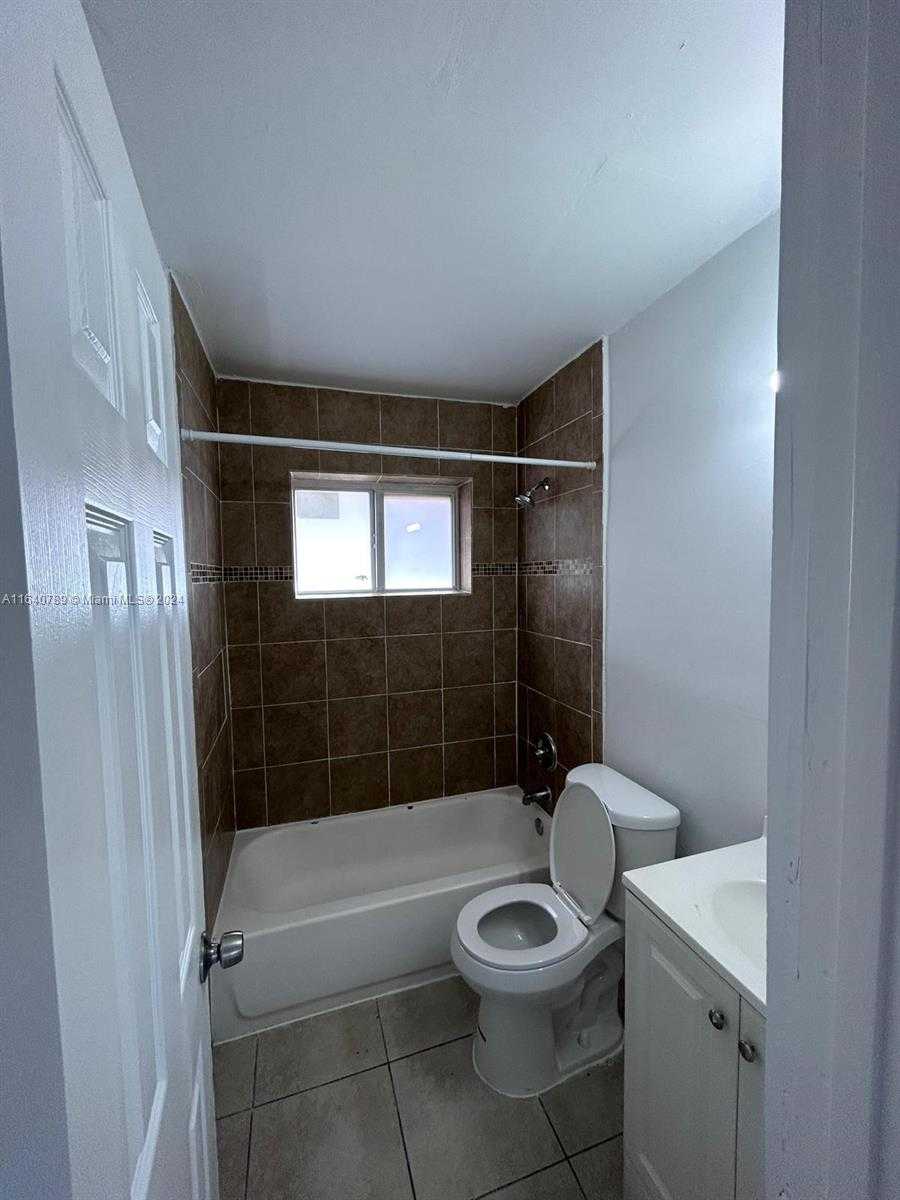 Small Image of 1128 NORTH WEST 76TH ST #2, Miami Number 12