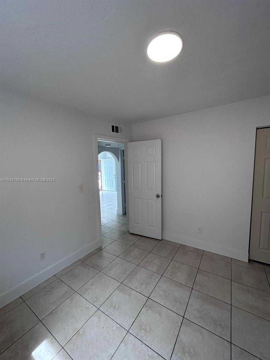 Small Image of 1128 NORTH WEST 76TH ST #2, Miami Number 14