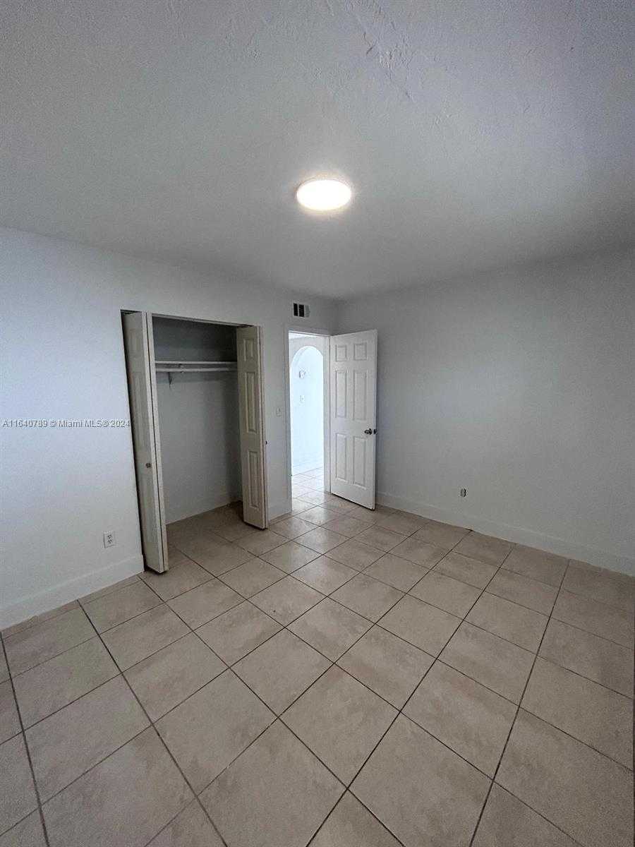 Small Image of 1128 NORTH WEST 76TH ST #2, Miami Number 16