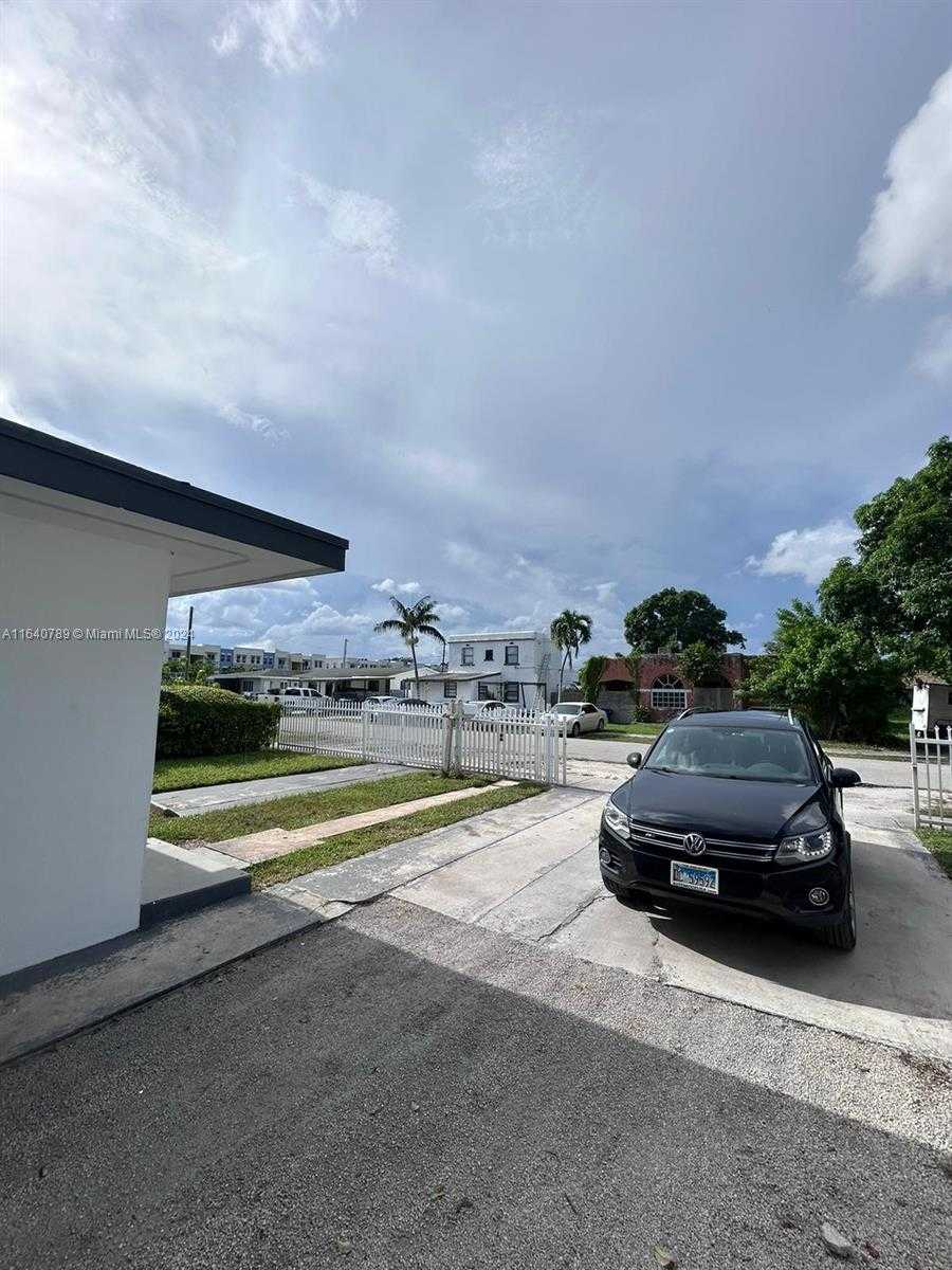 Small Image of 1128 NORTH WEST 76TH ST #2, Miami Number 21