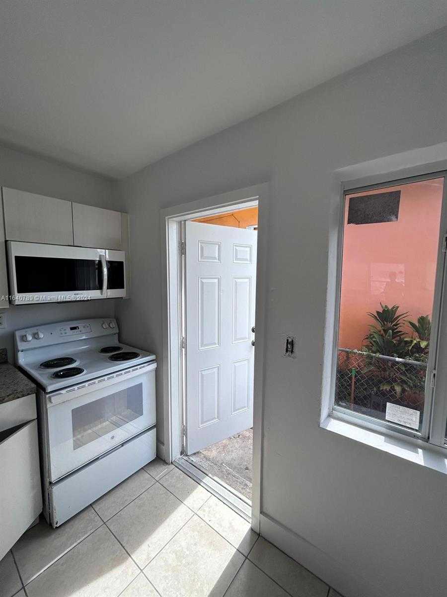 Small Image of 1128 NORTH WEST 76TH ST #2, Miami Number 7
