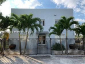 Small Image of 2500 NORTH EAST 192ND ST, Miami Number 11
