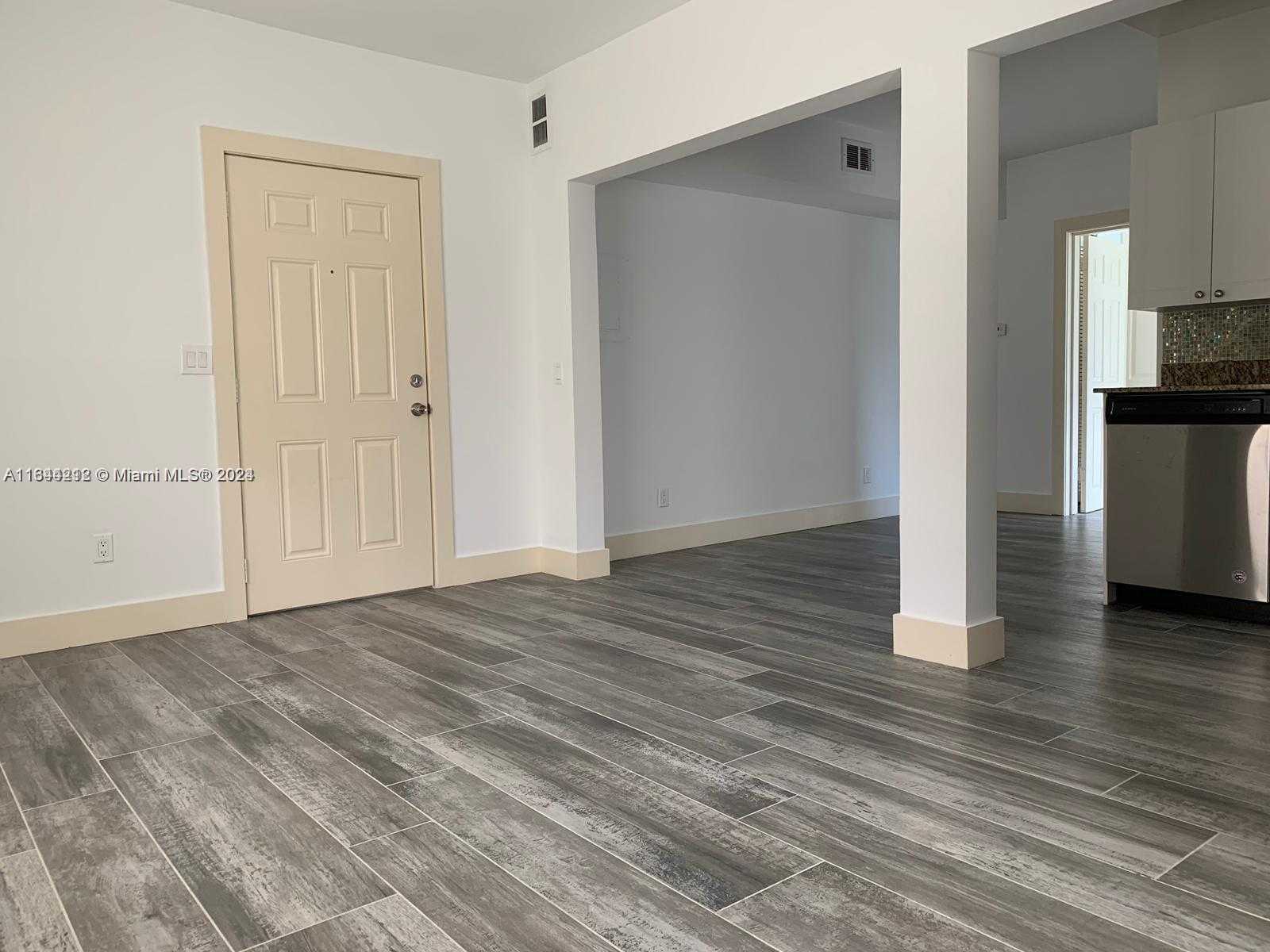 Small Image of 2500 NORTH EAST 192ND ST, Miami Number 18