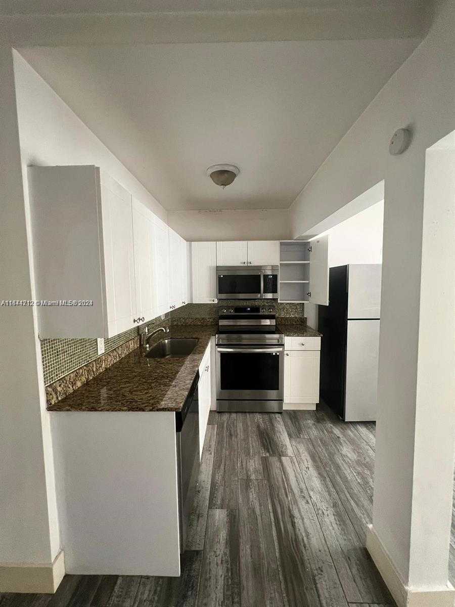 Small Image of 2500 NORTH EAST 192ND ST, Miami Number 2