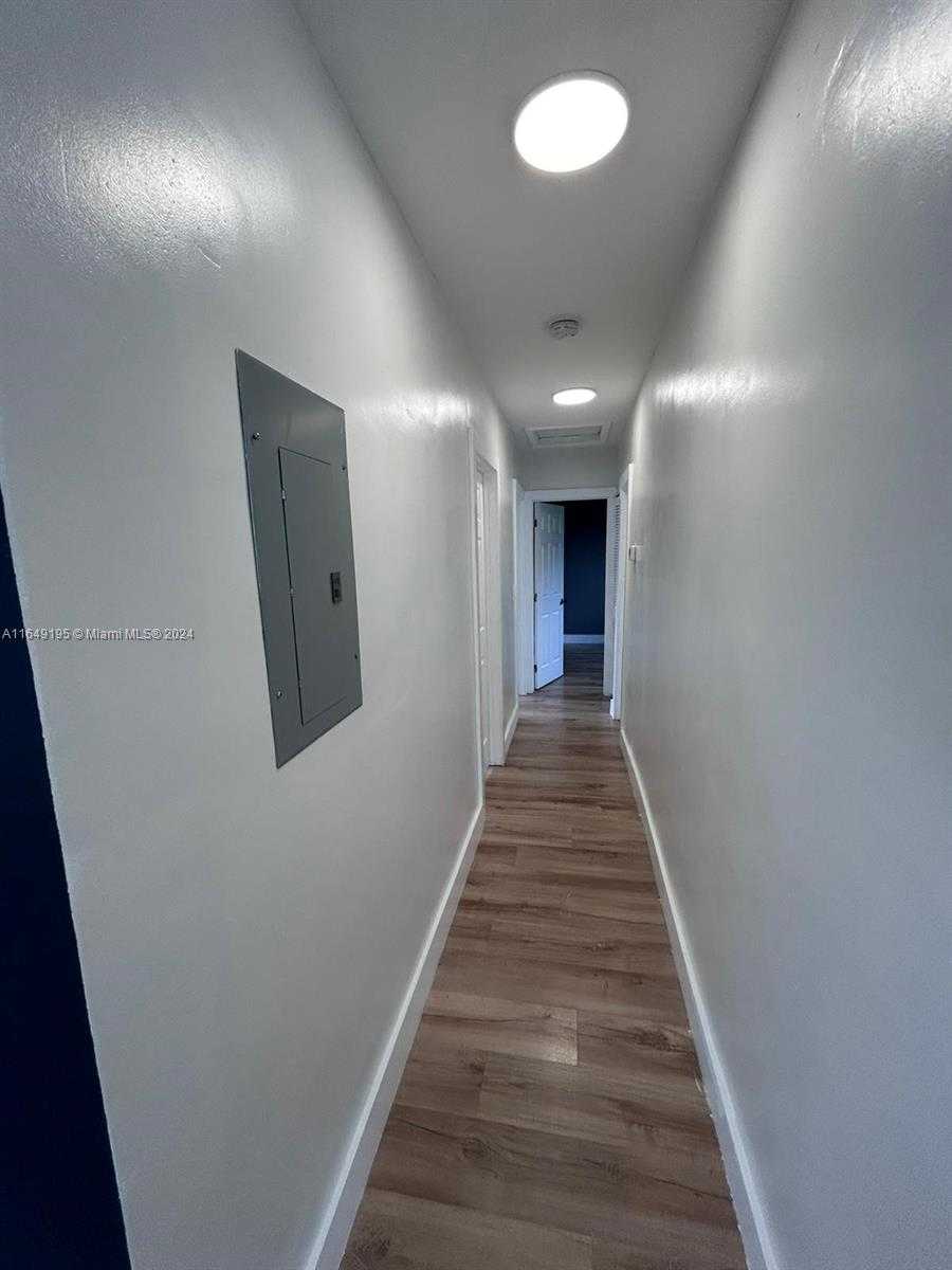 Small Image of 2180 NORTH WEST 59TH ST, Miami Number 12