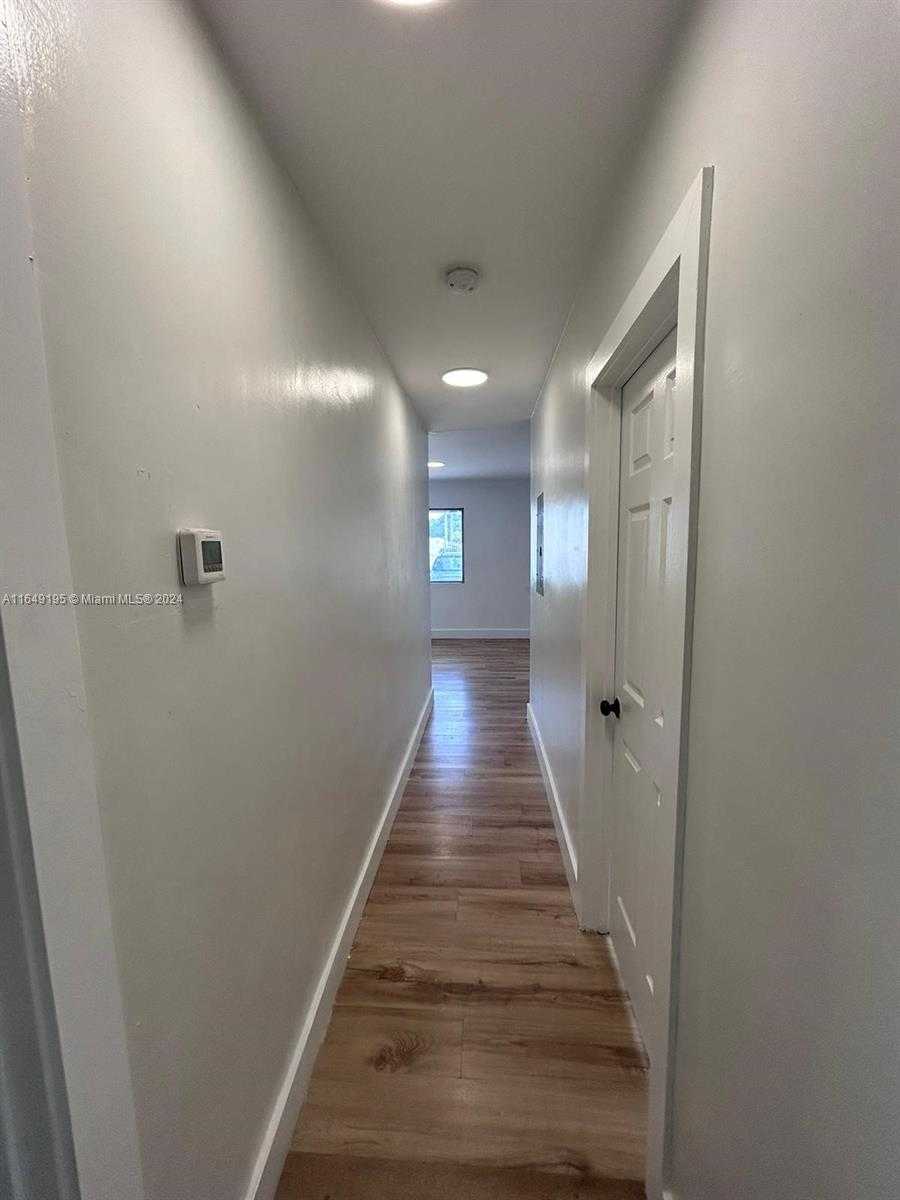 Small Image of 2180 NORTH WEST 59TH ST, Miami Number 8
