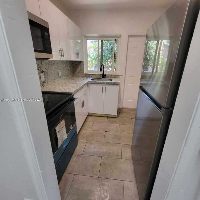 Small Image of 7710 NORTH EAST 1ST CT, Miami Number 20
