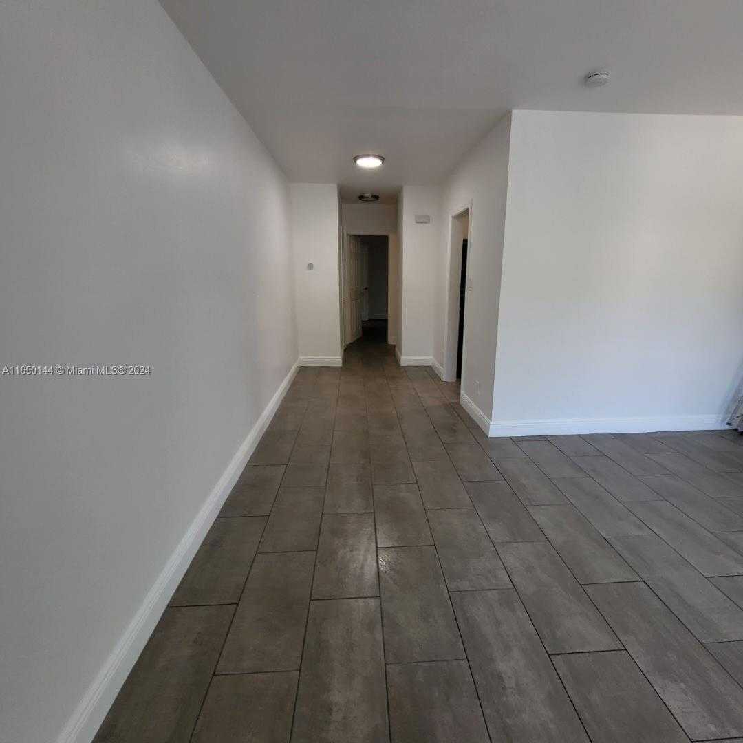 Small Image of 7710 NORTH EAST 1ST CT, Miami Number 21