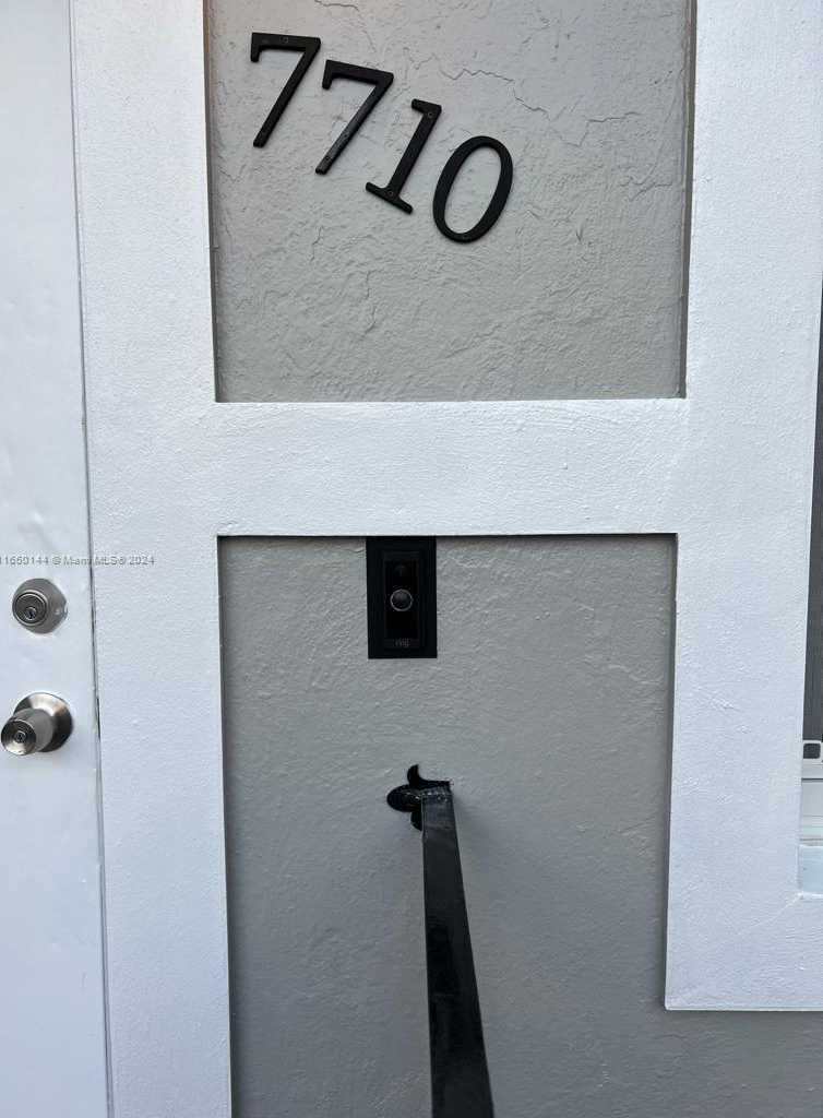 Small Image of 7710 NORTH EAST 1ST CT, Miami Number 4