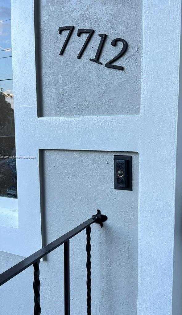 Small Image of 7710 NORTH EAST 1ST CT, Miami Number 9