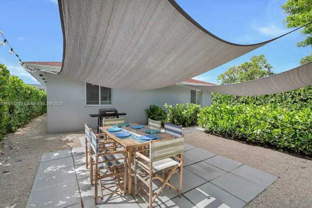 Small Image of 415 NORTH WEST 52ND ST, Miami Number 7