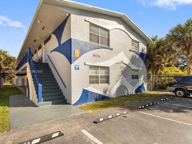 Small Image of 640 SOUTH WEST 16TH AVE, Fort Lauderdale Number 2