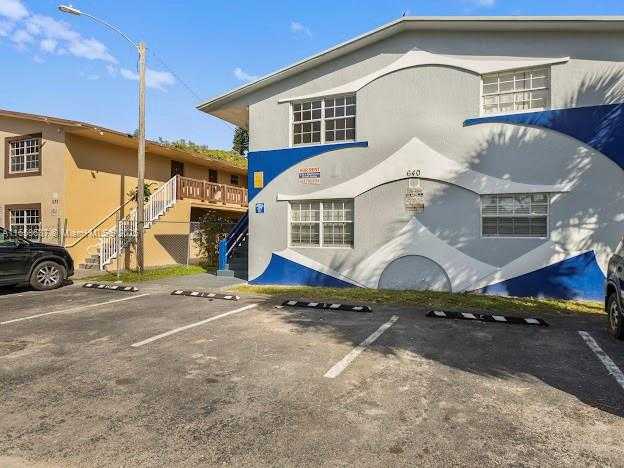 Small Image of 640 SOUTH WEST 16TH AVE, Fort Lauderdale Number 22