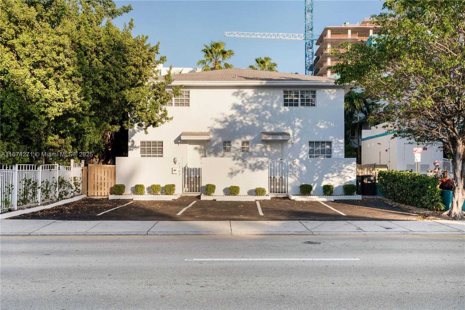 Small Image of 9165 HARDING AVE #2, Surfside Number 12