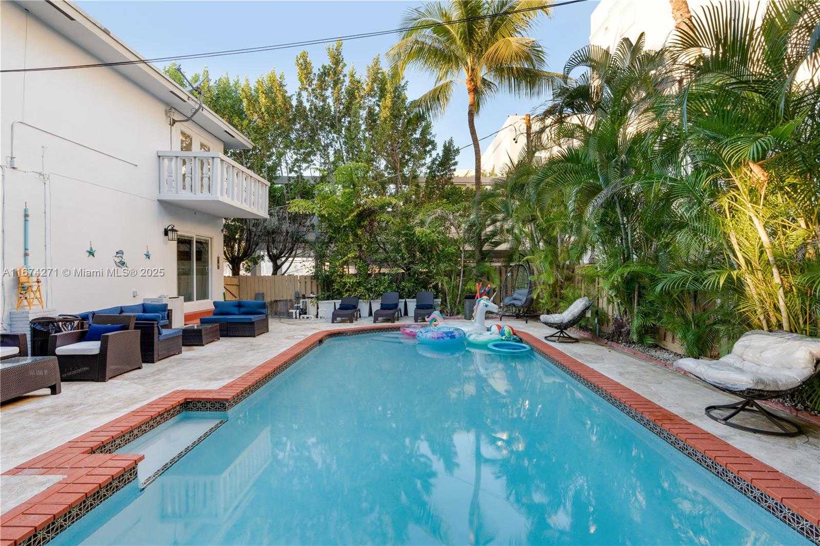 Small Image of 9165 HARDING AVE #2, Surfside Number 17