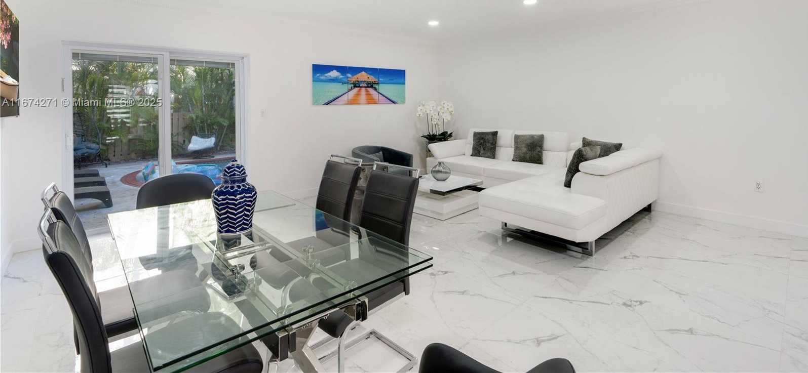 Small Image of 9165 HARDING AVE #2, Surfside Number 29