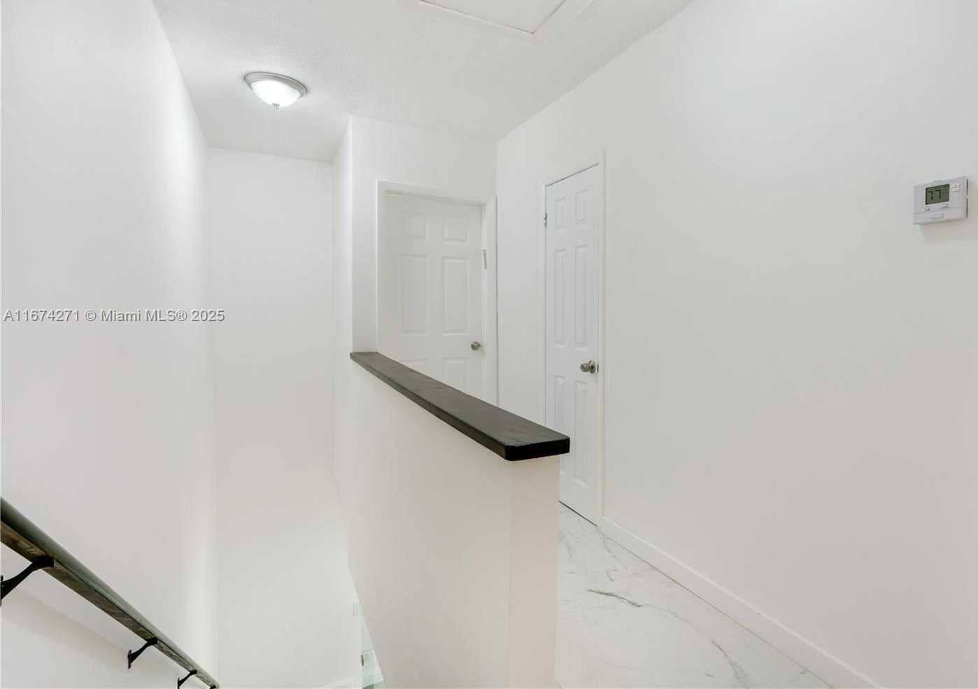 Small Image of 9165 HARDING AVE #2, Surfside Number 44