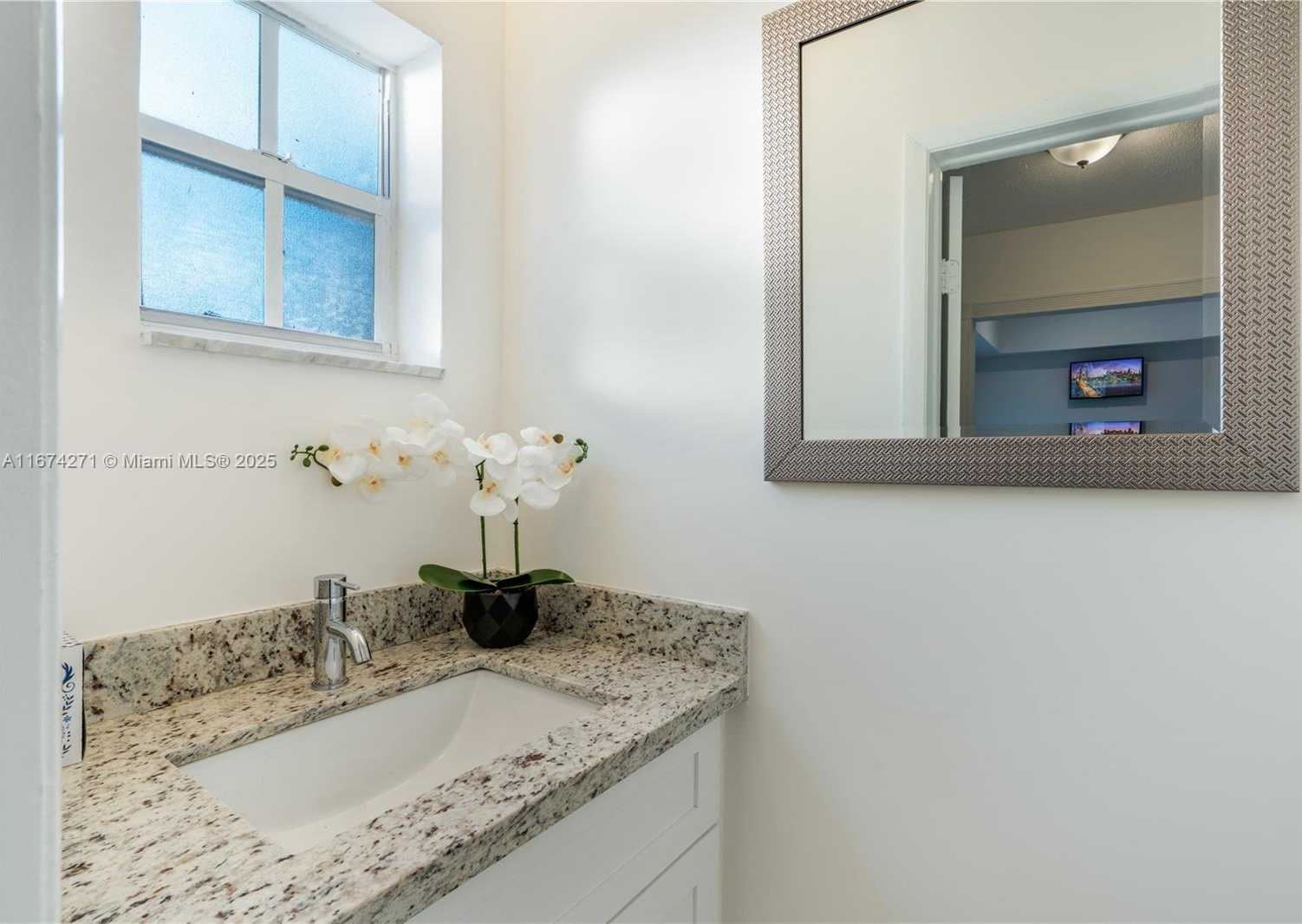 Small Image of 9165 HARDING AVE #2, Surfside Number 49