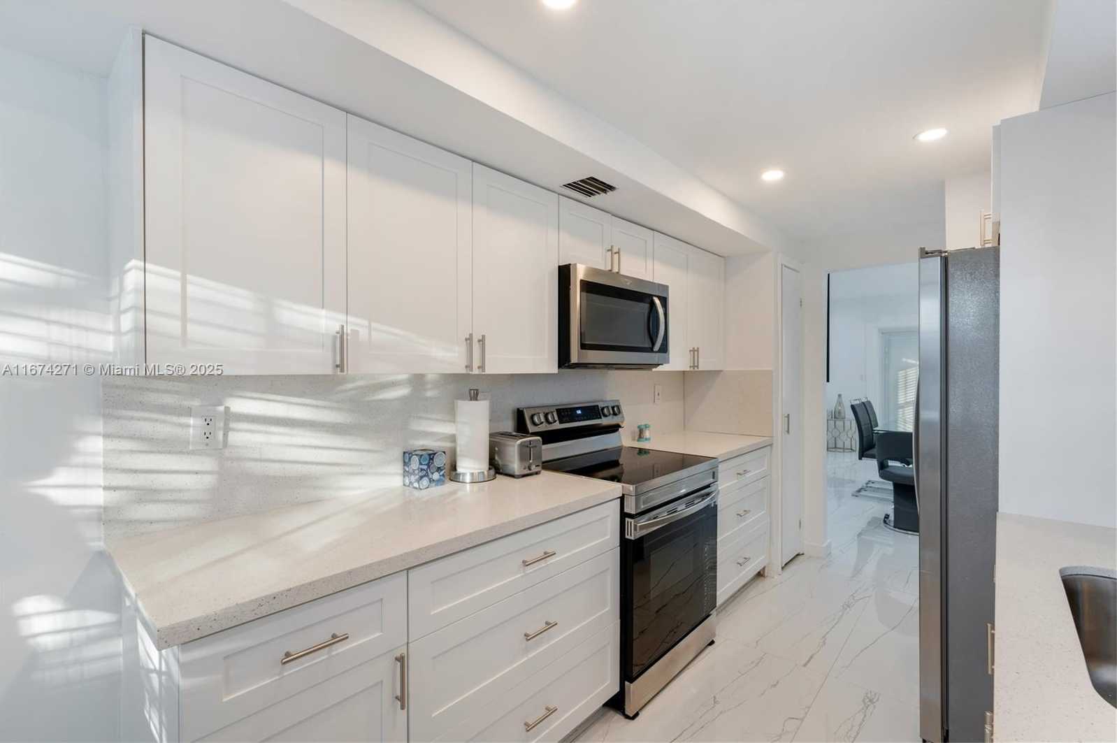 Small Image of 9165 HARDING AVE #2, Surfside Number 51
