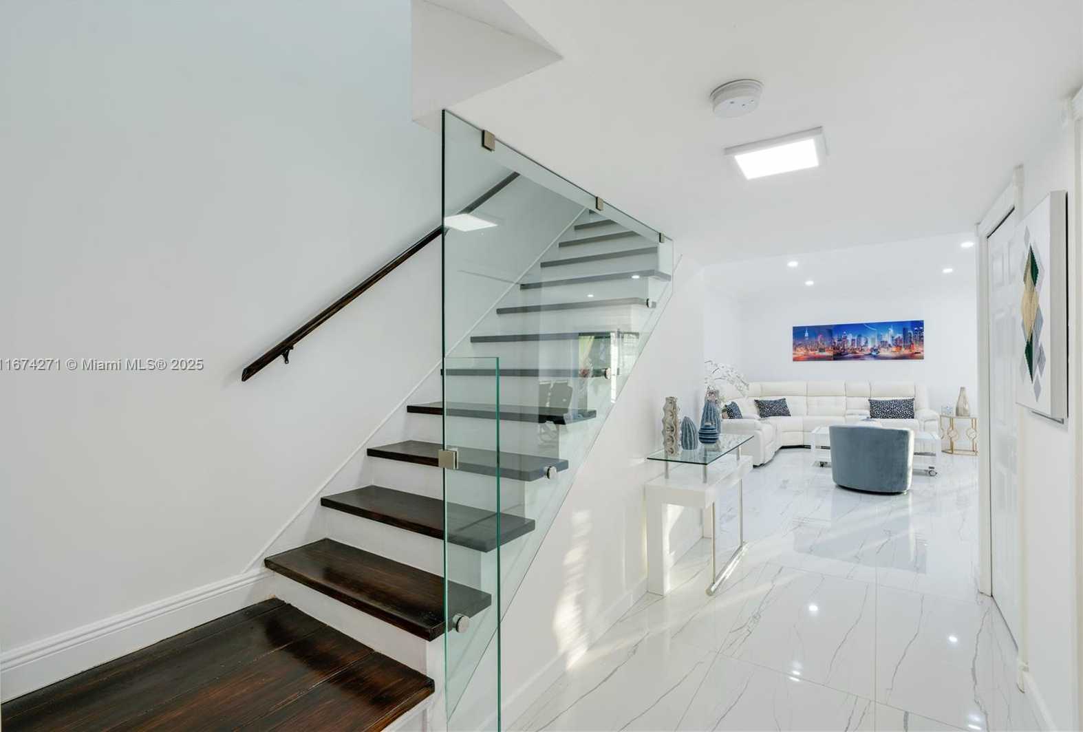 Small Image of 9165 HARDING AVE #2, Surfside Number 58