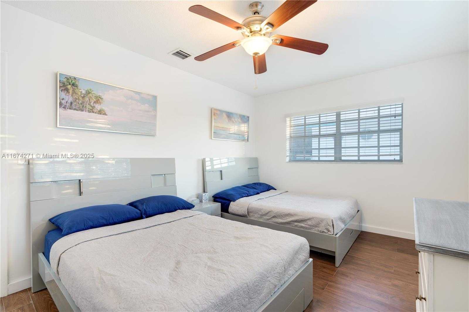 Small Image of 9165 HARDING AVE #2, Surfside Number 71