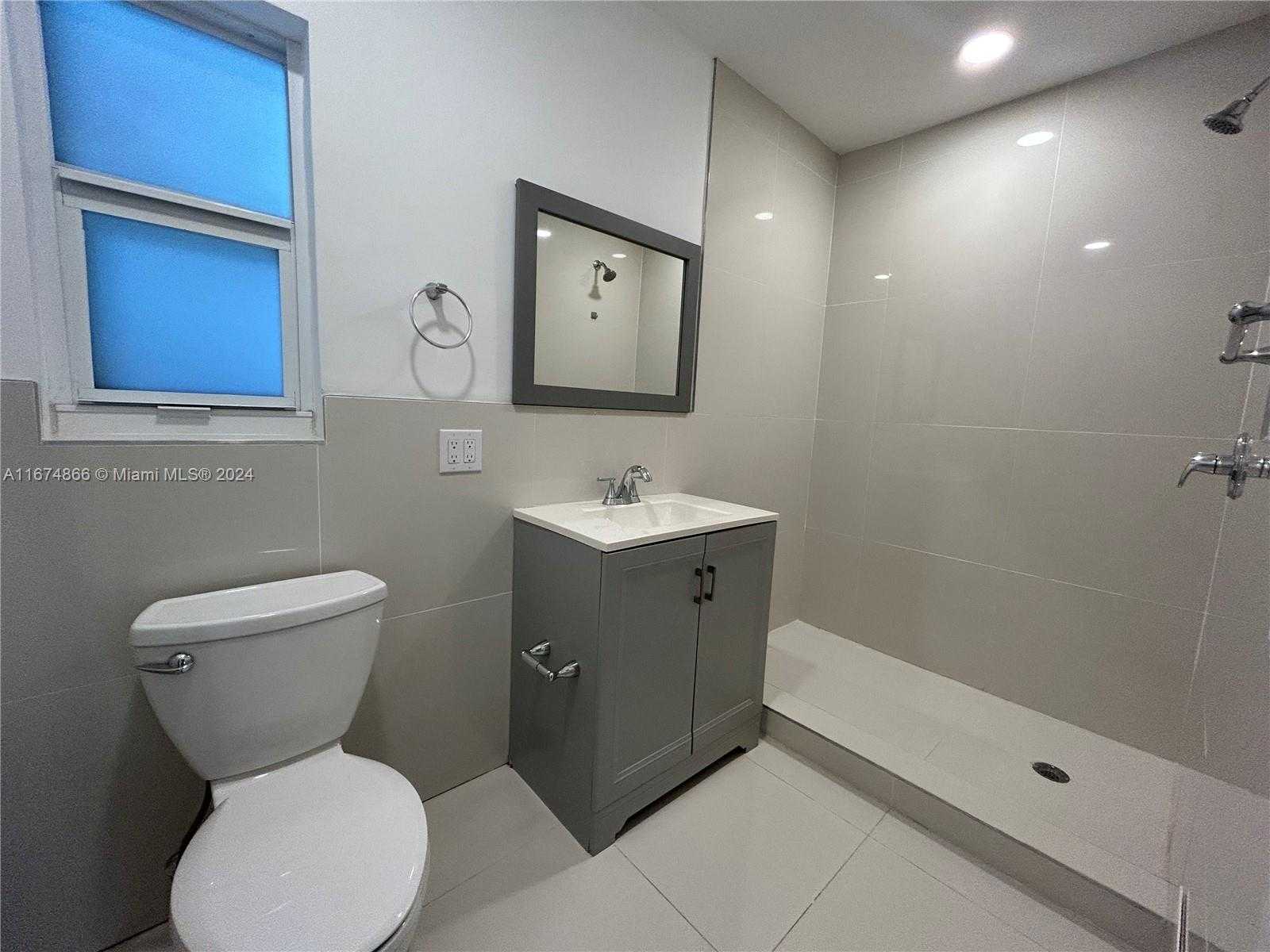 Small Image of 242 NE 55th Terrace, Miami, FL 33137, USA Number 16