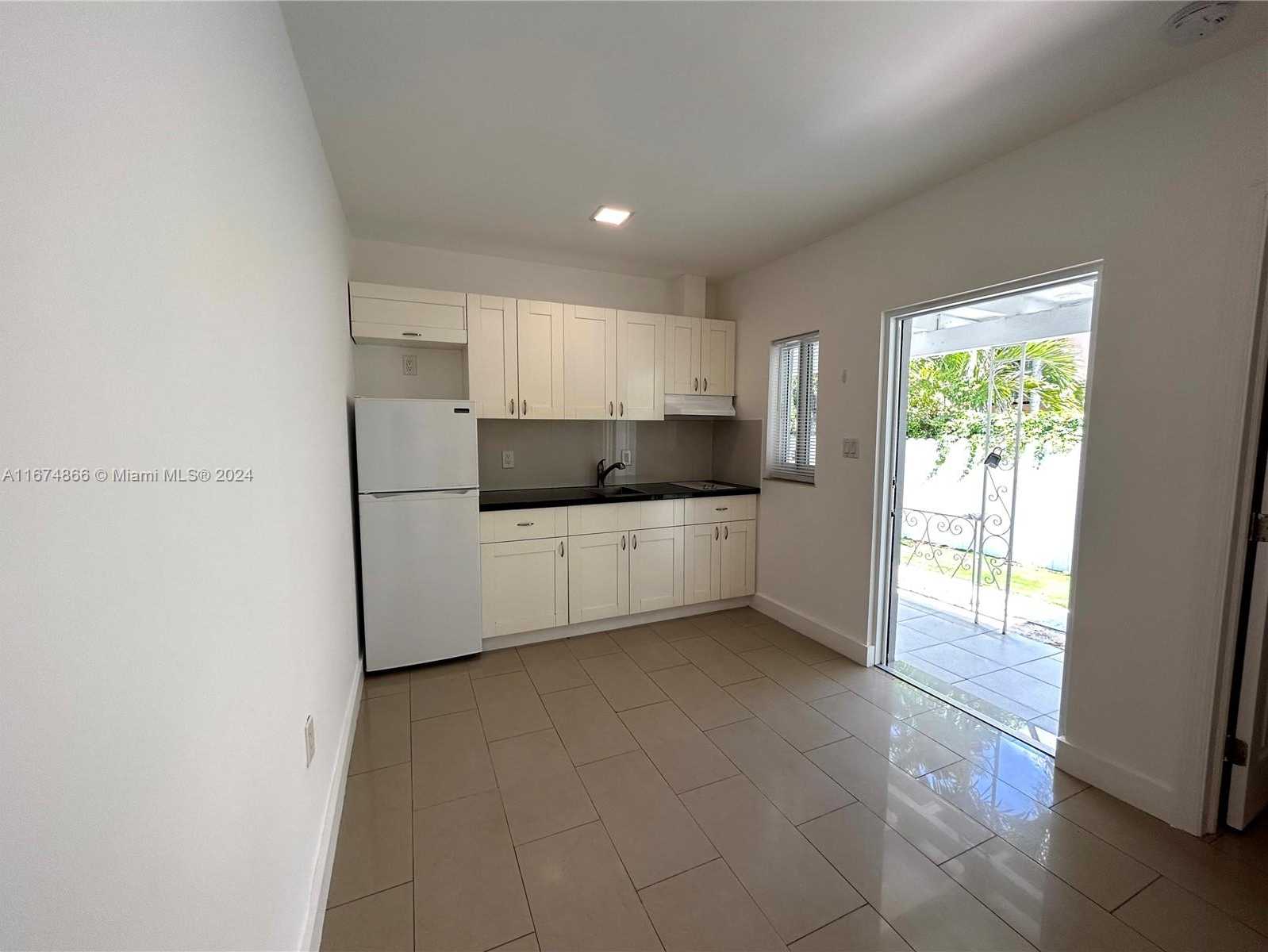 Small Image of 242 NE 55th Terrace, Miami, FL 33137, USA Number 19