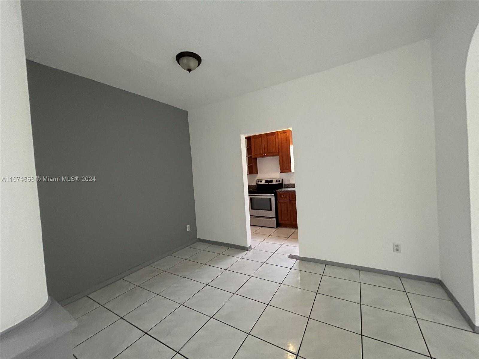 Small Image of 15 NORTH EAST 70TH ST, Miami Number 7
