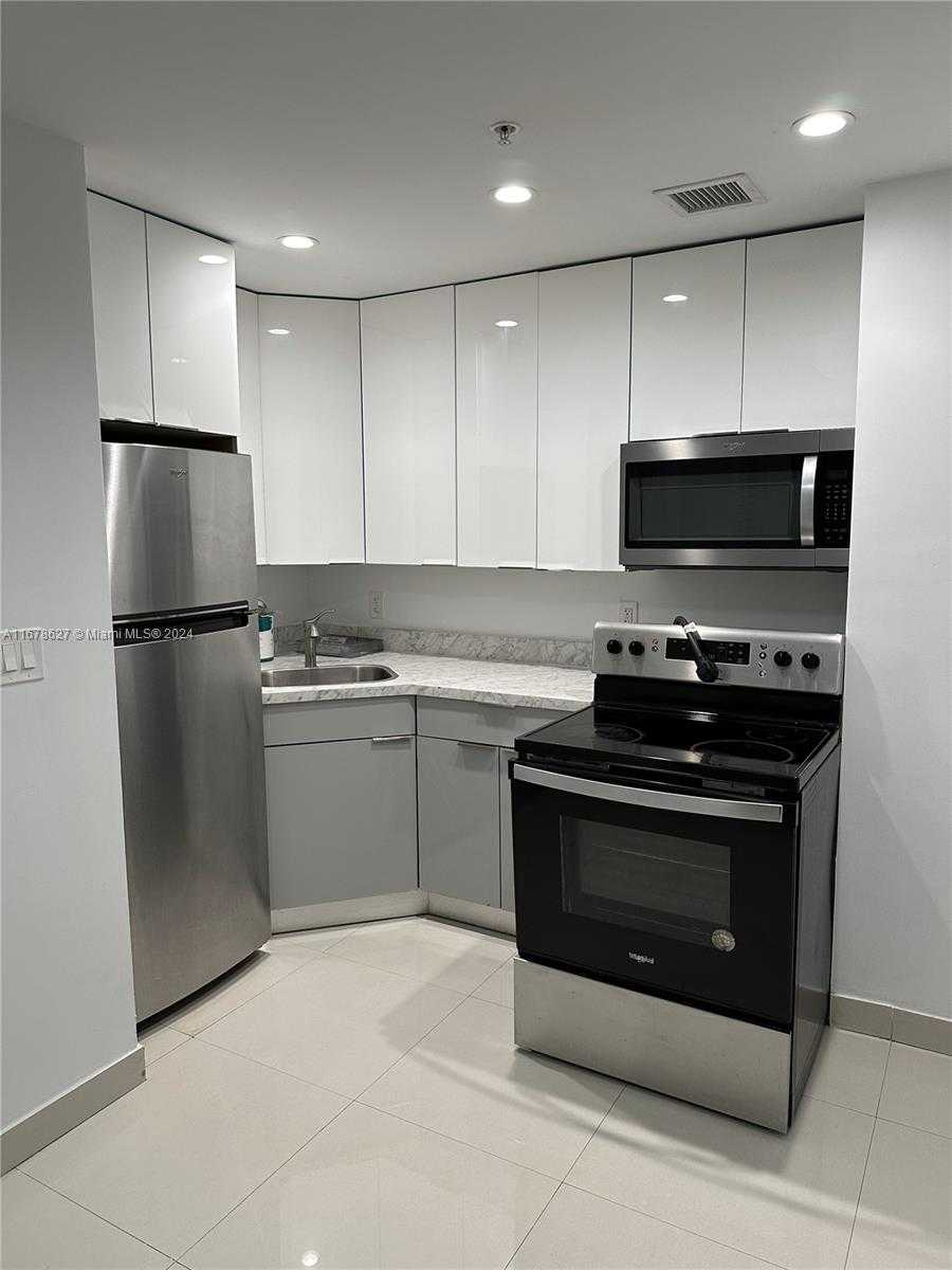 Small Image of 620 WEST 29TH ST, Hialeah Number 15