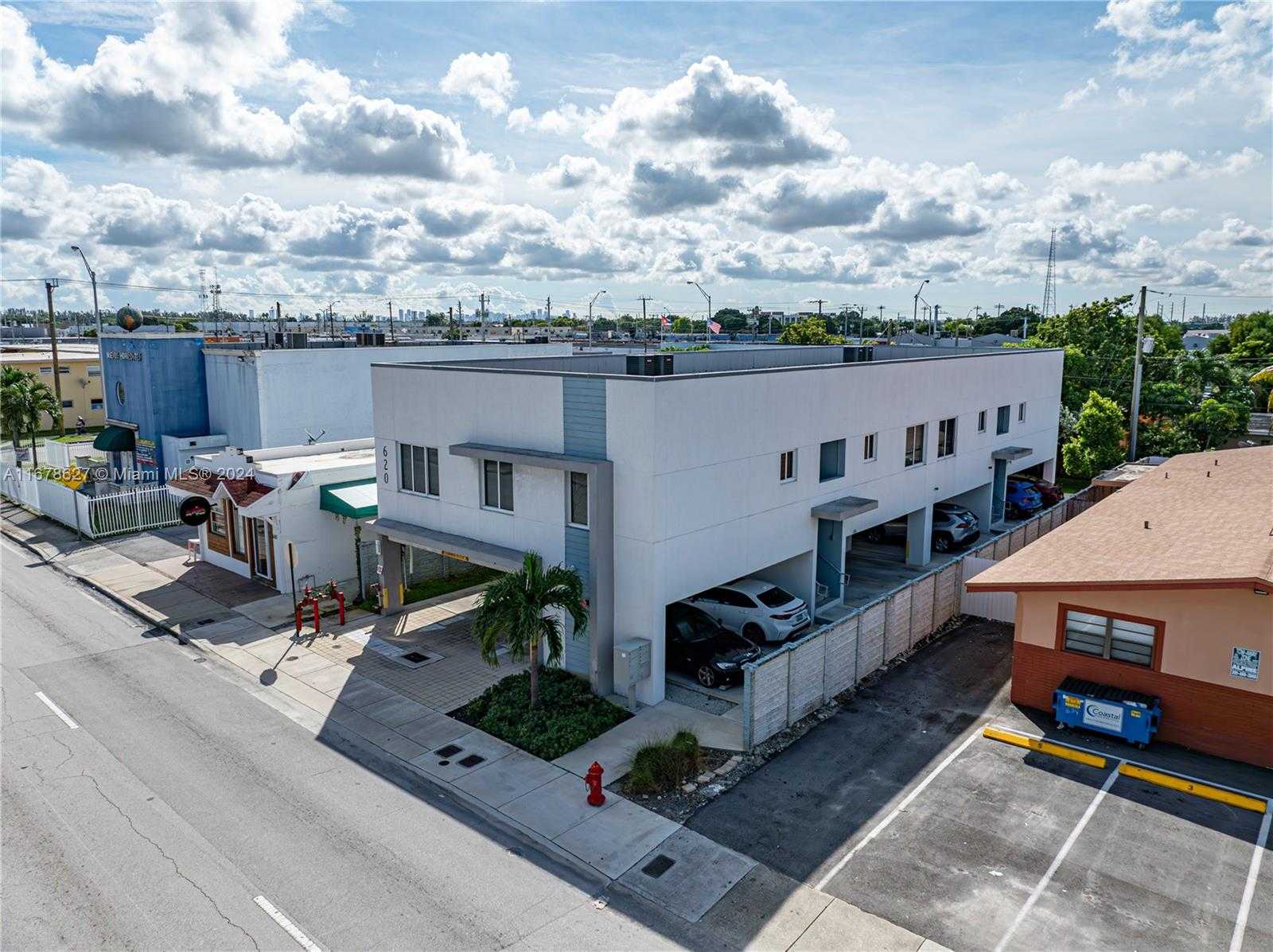 Small Image of 620 WEST 29TH ST, Hialeah Number 9