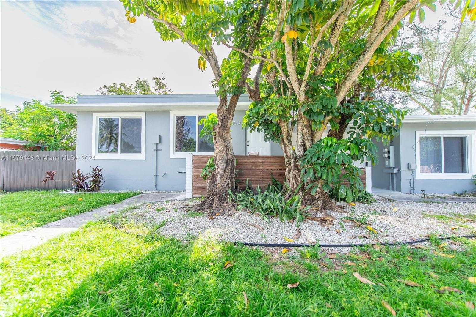 Small Image of 11515 NORTH EAST 12TH AVE #2, Miami Number 11