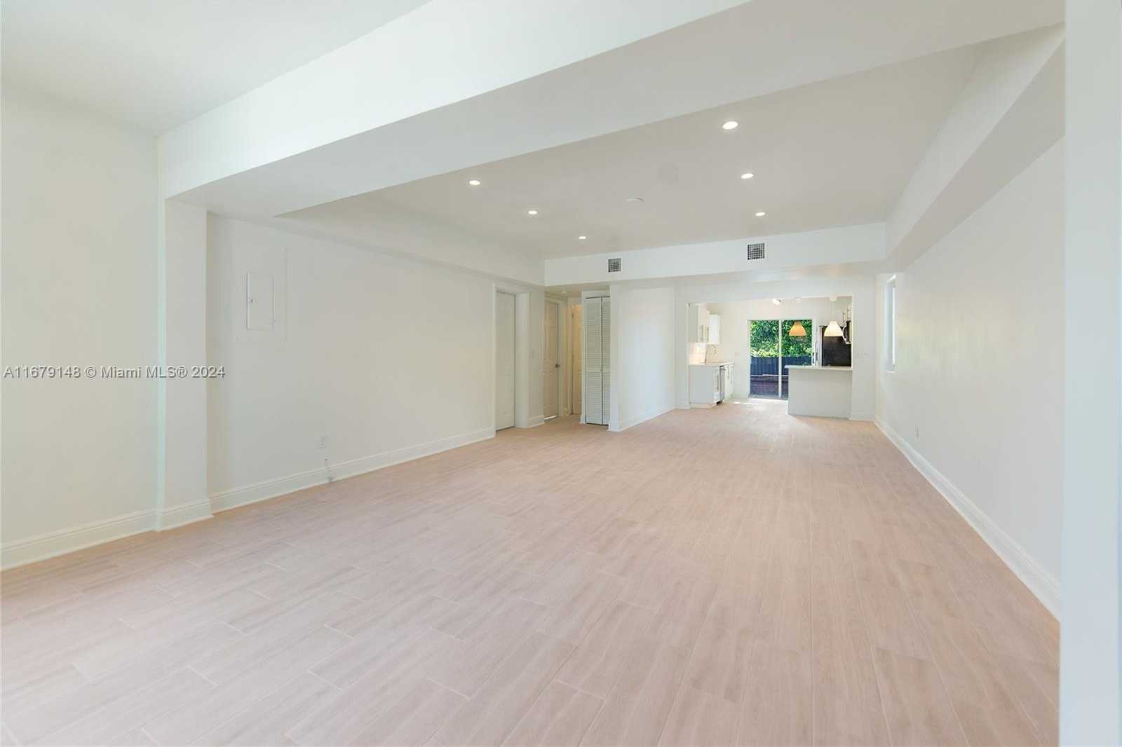 Small Image of 11515 NORTH EAST 12TH AVE #2, Miami Number 12