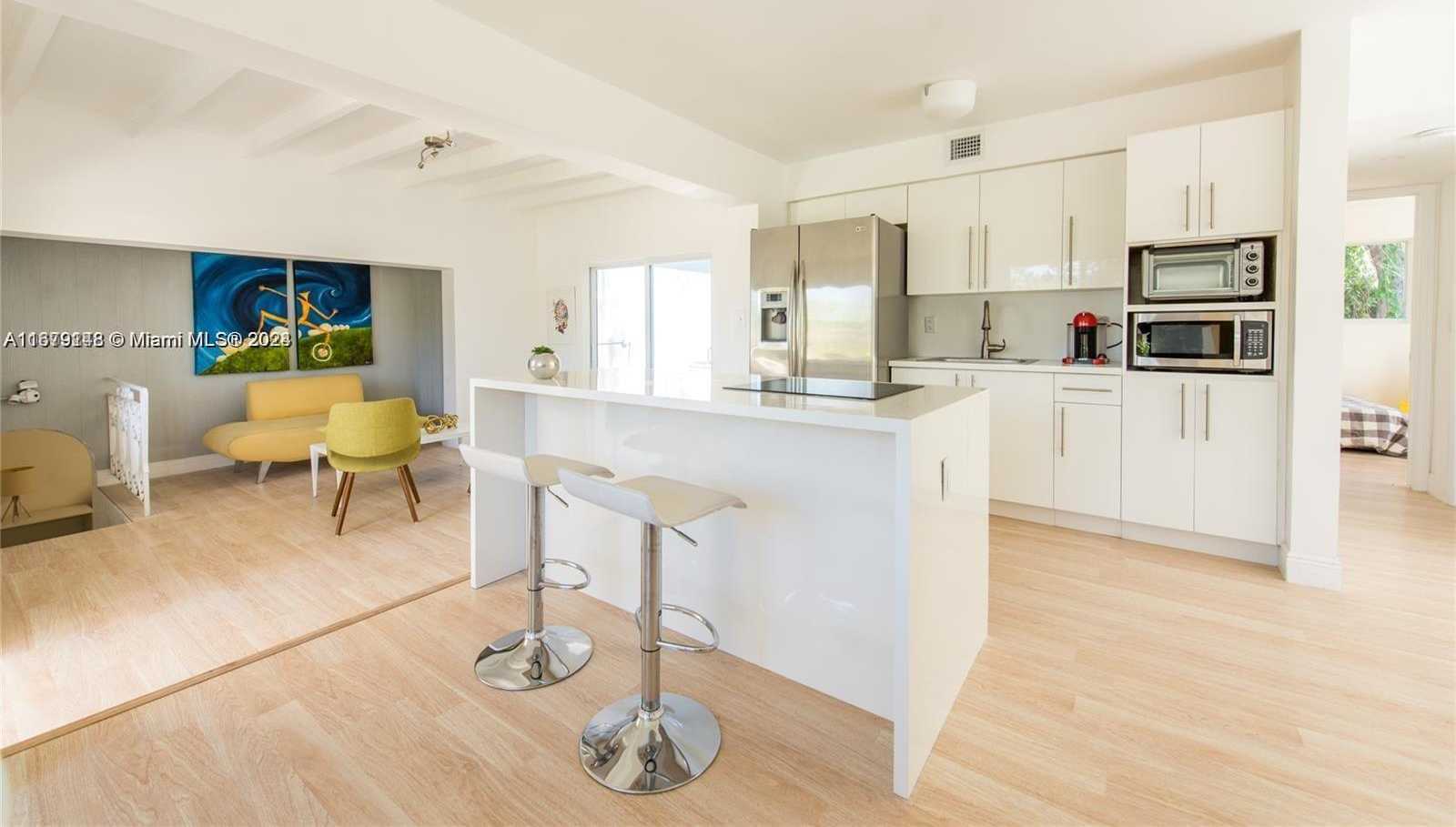 Small Image of 11515 NORTH EAST 12TH AVE #2, Miami Number 6