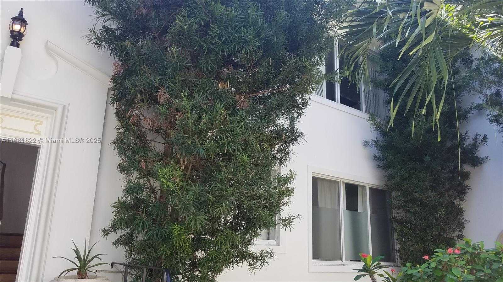 Small Image of 3921 NORTH MERIDIAN AVE #4, Miami Beach Number 17
