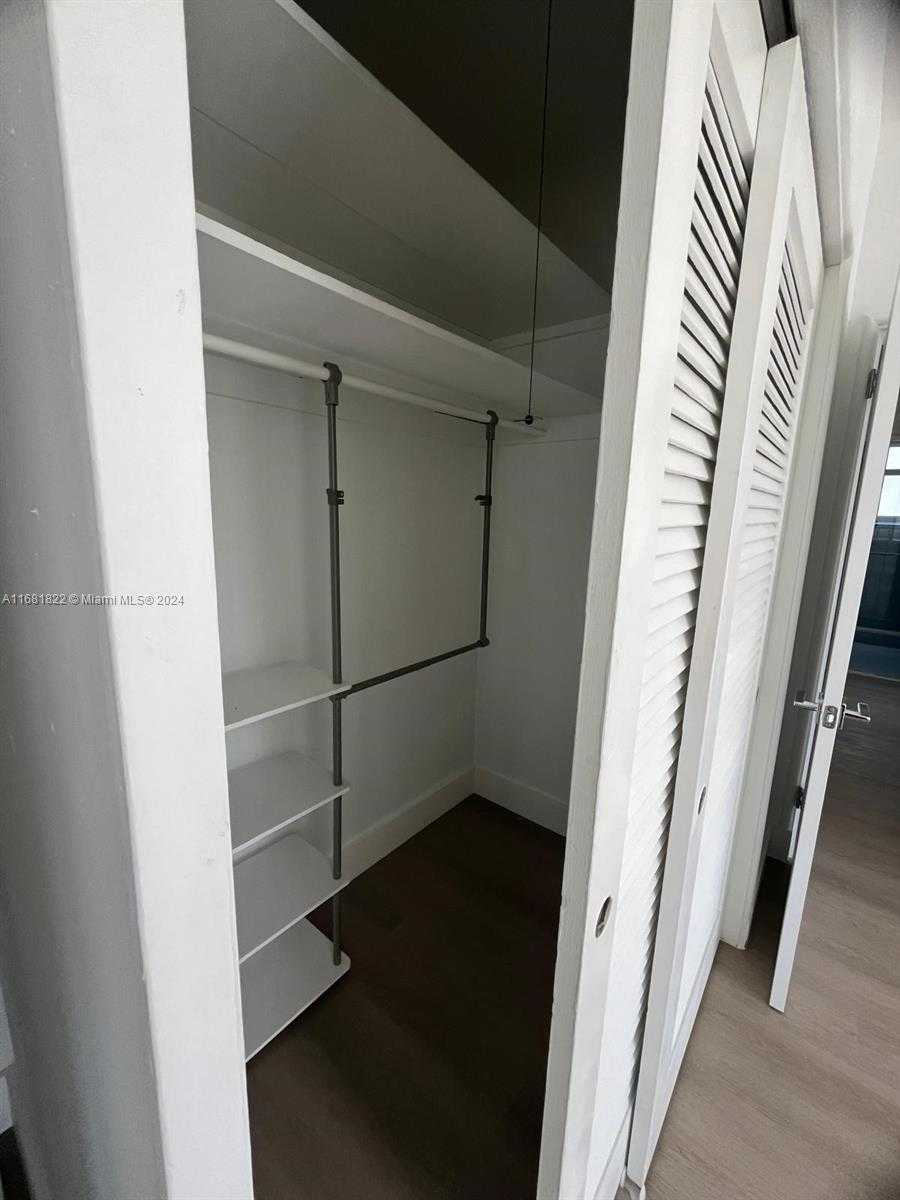 Small Image of 3921 NORTH MERIDIAN AVE #4, Miami Beach Number 32