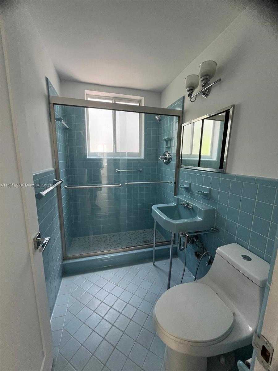 Small Image of 3921 NORTH MERIDIAN AVE #4, Miami Beach Number 44